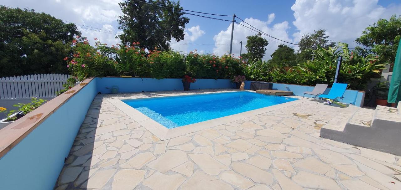 "Chez Claudia "Charmant Logement Avec Jacuzzi Privatif En Toute Intimite Sur Belle Terrasse Exterieure En Bois Et Piscine Courcelles Bagian luar foto