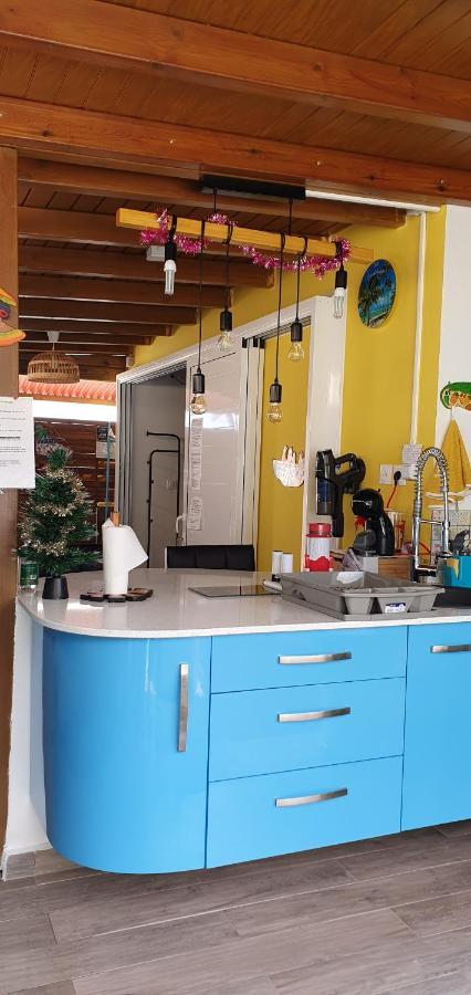 "Chez Claudia "Charmant Logement Avec Jacuzzi Privatif En Toute Intimite Sur Belle Terrasse Exterieure En Bois Et Piscine Courcelles Bagian luar foto