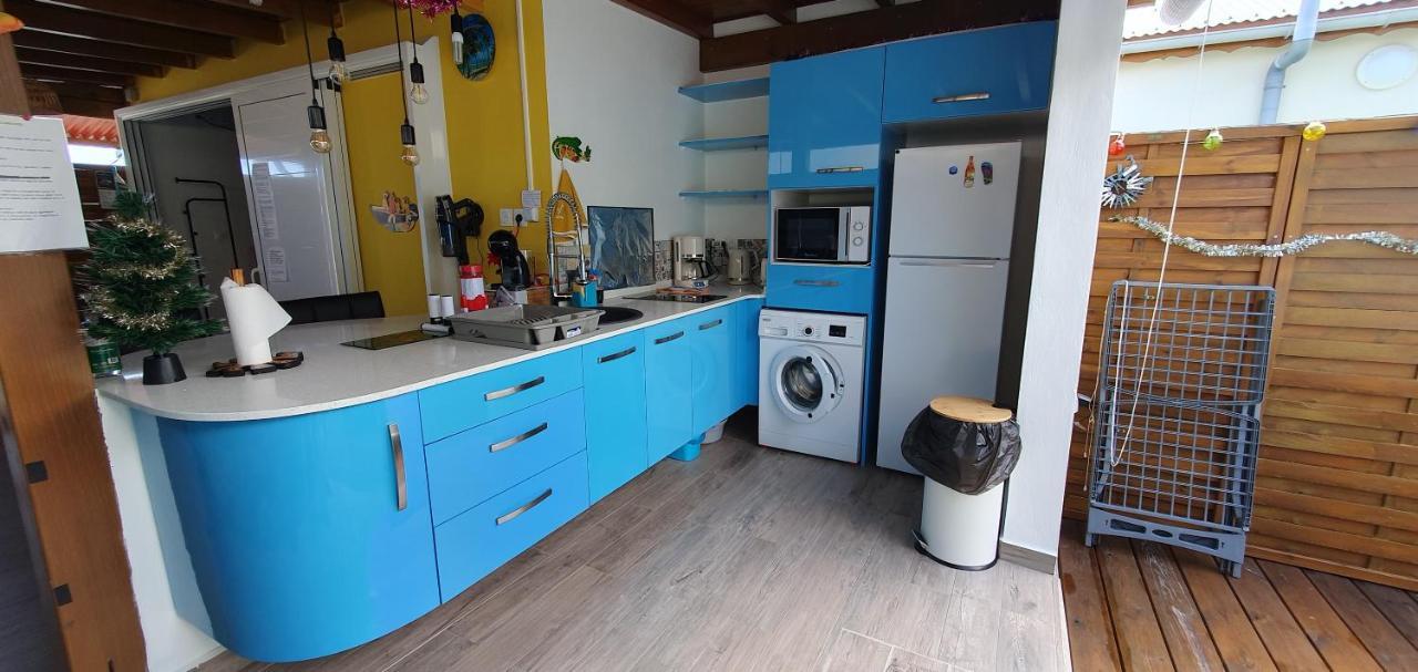 "Chez Claudia "Charmant Logement Avec Jacuzzi Privatif En Toute Intimite Sur Belle Terrasse Exterieure En Bois Et Piscine Courcelles Bagian luar foto