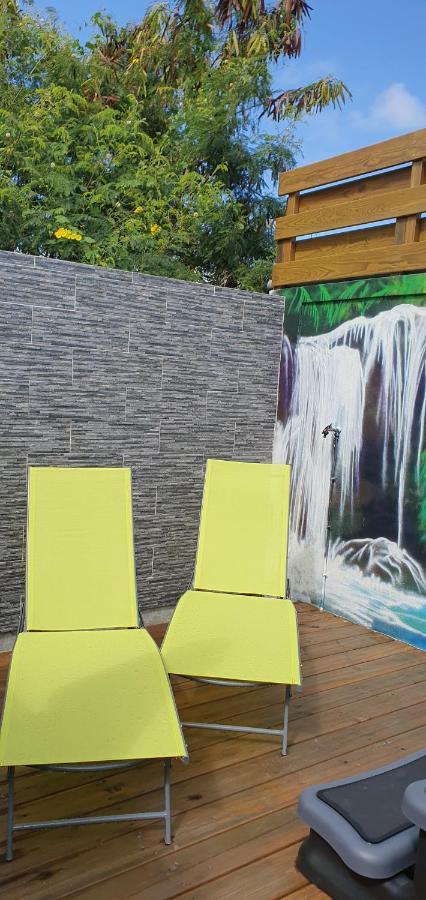 "Chez Claudia "Charmant Logement Avec Jacuzzi Privatif En Toute Intimite Sur Belle Terrasse Exterieure En Bois Et Piscine Courcelles Bagian luar foto