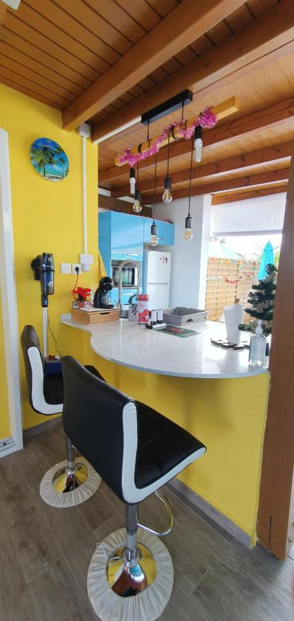 "Chez Claudia "Charmant Logement Avec Jacuzzi Privatif En Toute Intimite Sur Belle Terrasse Exterieure En Bois Et Piscine Courcelles Bagian luar foto