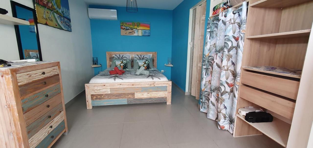 "Chez Claudia "Charmant Logement Avec Jacuzzi Privatif En Toute Intimite Sur Belle Terrasse Exterieure En Bois Et Piscine Courcelles Bagian luar foto