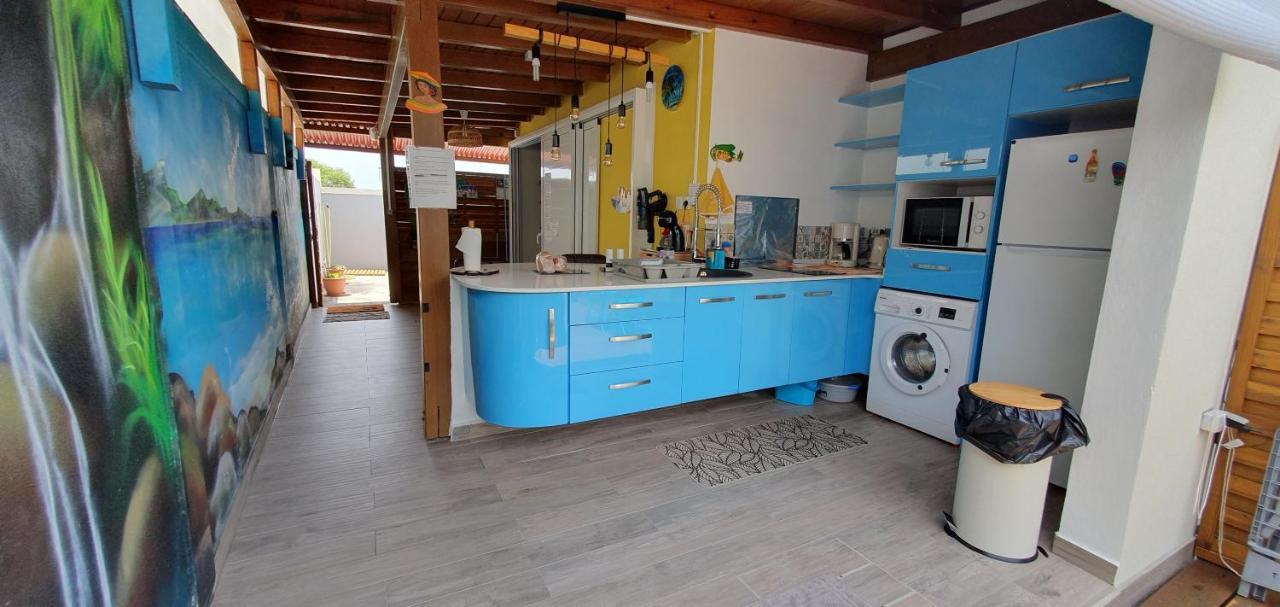 "Chez Claudia "Charmant Logement Avec Jacuzzi Privatif En Toute Intimite Sur Belle Terrasse Exterieure En Bois Et Piscine Courcelles Bagian luar foto